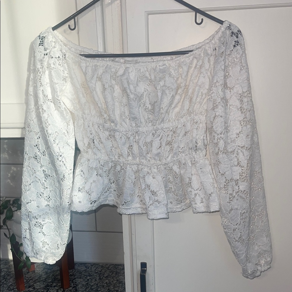 Ivory Lace Peplum‎ Top